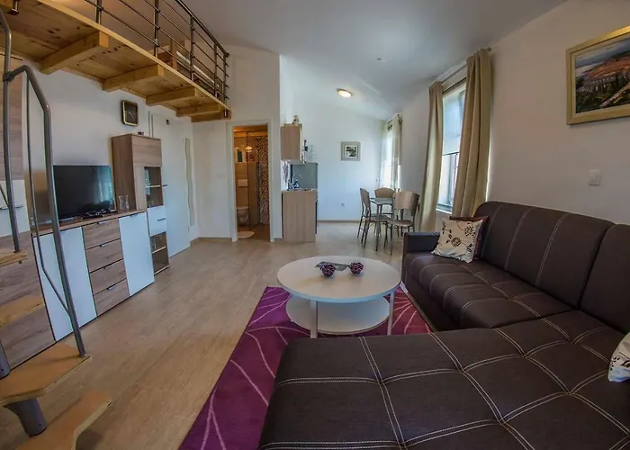 Apartments Nikic
